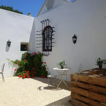 Alojamento de Acomodação e Pequeno-almoço Quinta Da Galeana Dreaming Lourinhã